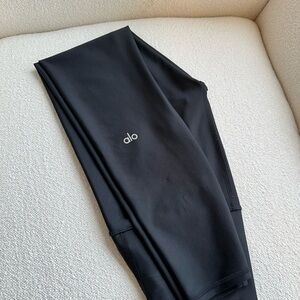 Black Alo yoga pants